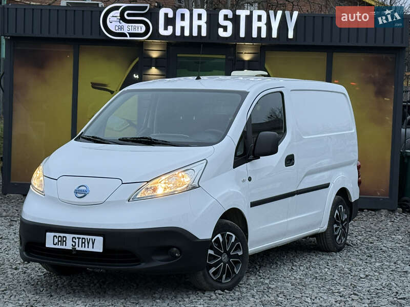 Вантажний фургон Nissan e-NV200 2019 в Стрию