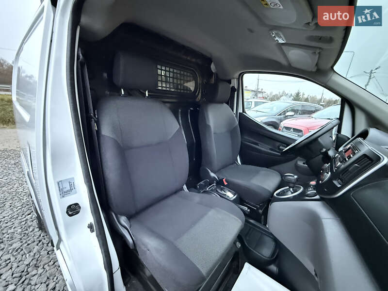Вантажний фургон Nissan e-NV200 2019 в Стрию