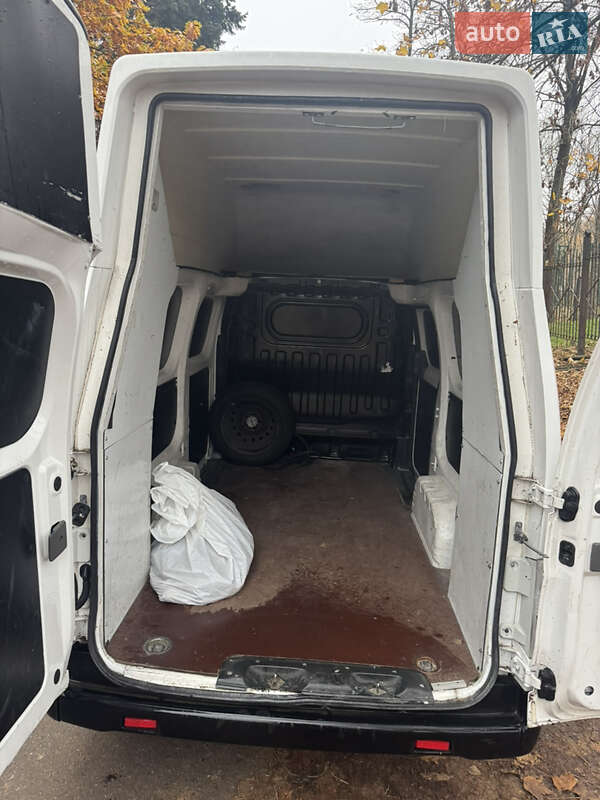 Грузопассажирский фургон Nissan e-NV200 2019 в Киеве