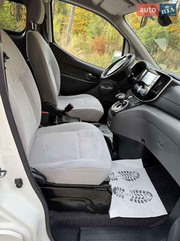 Минивэн Nissan e-NV200 2014 в Дрогобыче фото 33 Минивэн Nissan e-NV200 2014 в Дрогобыче