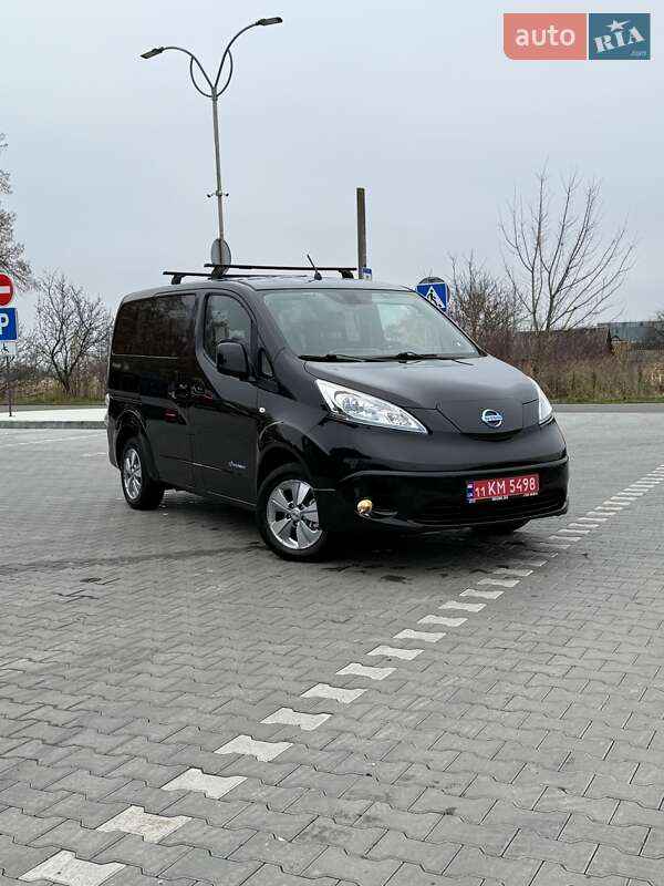 Nissan e-NV200 2016