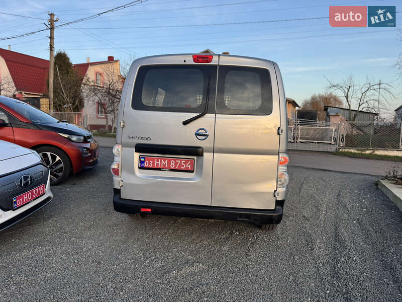 Грузовой фургон Nissan e-NV200 2019 в Ровно