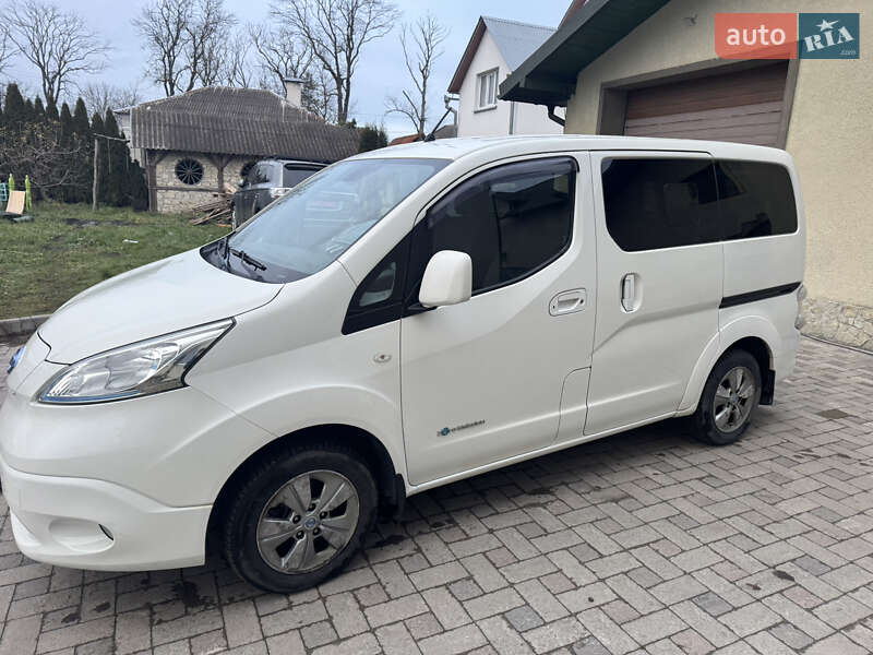 Минивэн Nissan e-NV200 2016 в Тернополе фото 3 Минивэн Nissan e-NV200 2016 в Тернополе