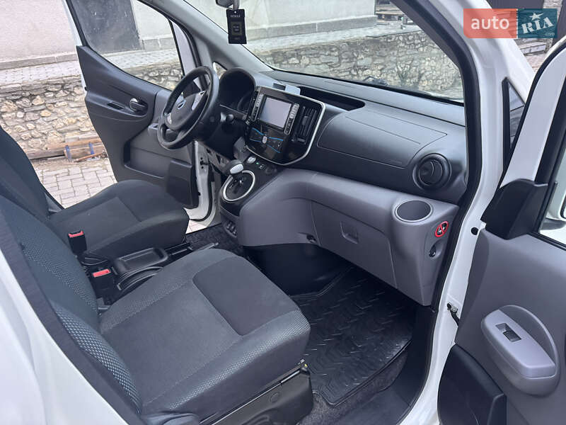 Минивэн Nissan e-NV200 2016 в Тернополе фото 26 Минивэн Nissan e-NV200 2016 в Тернополе