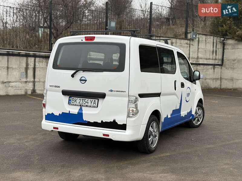 Минивэн Nissan e-NV200 2020 в Ровно
