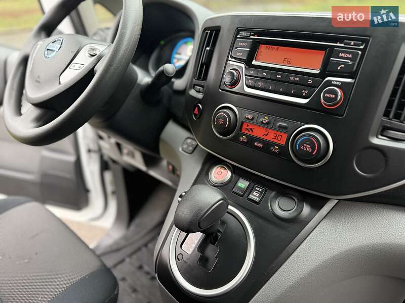 Грузовой фургон Nissan e-NV200 2021 в Виннице
