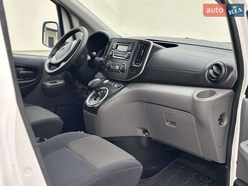 Грузовой фургон Nissan e-NV200 2021 в Луцке фото 22 Грузовой фургон Nissan e-NV200 2021 в Луцке
