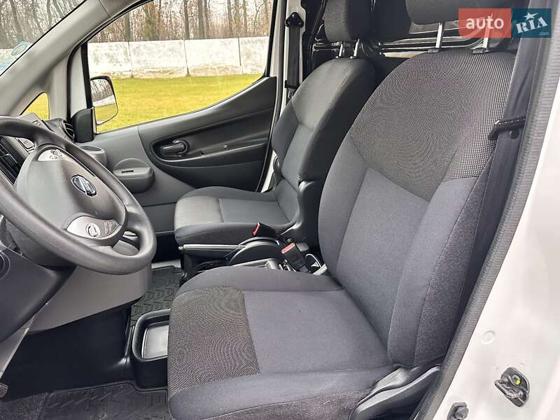 Грузовой фургон Nissan e-NV200 2021 в Луцке фото 28 Грузовой фургон Nissan e-NV200 2021 в Луцке