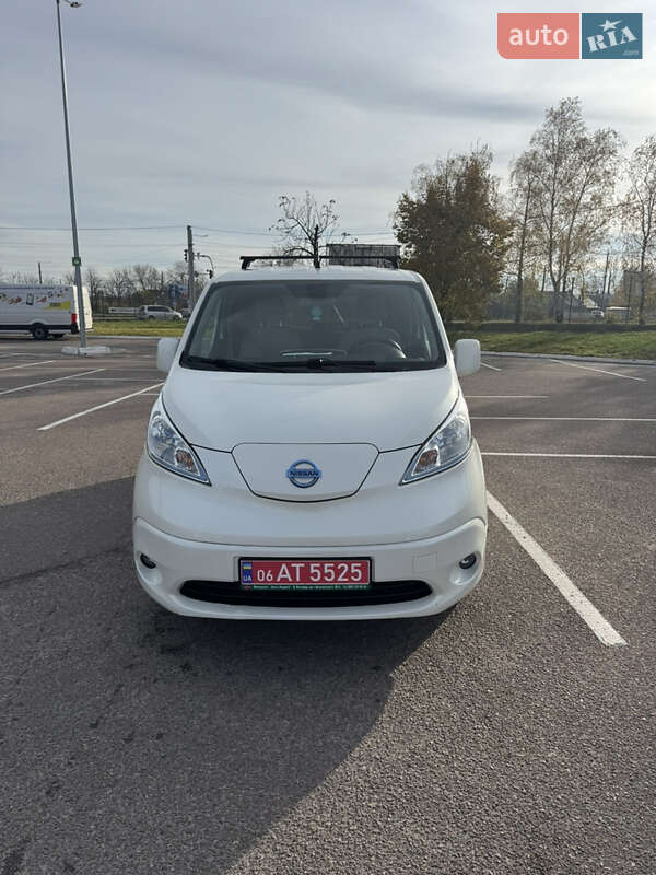Nissan e-NV200 2015 Nissan e-NV200 2015