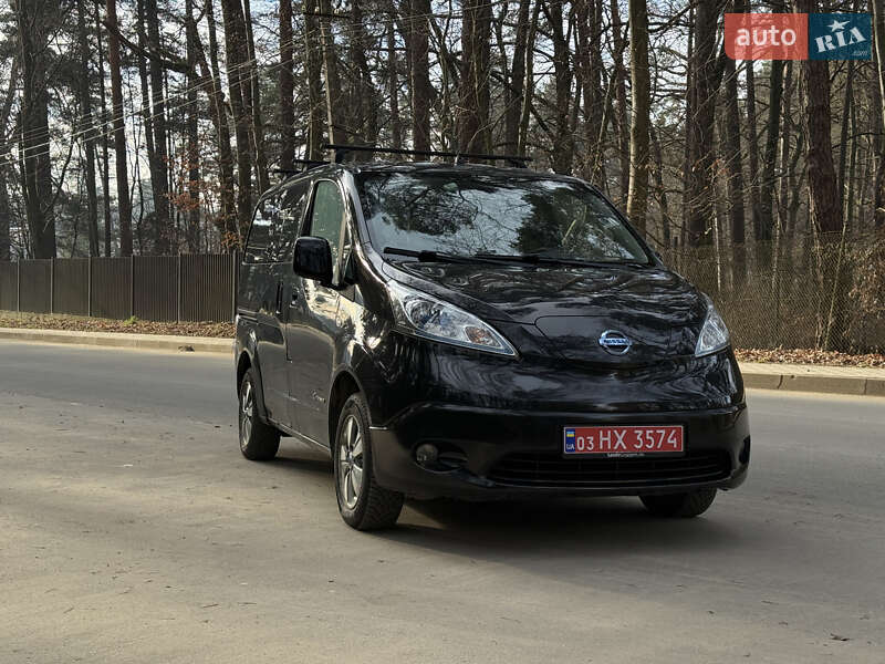 Мінівен Nissan e-NV200 2017 в Львові