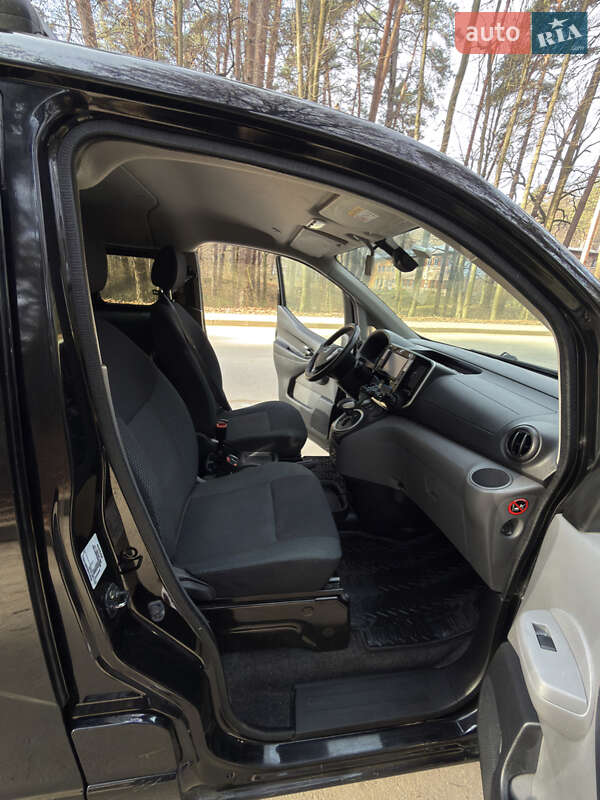 Мінівен Nissan e-NV200 2017 в Львові