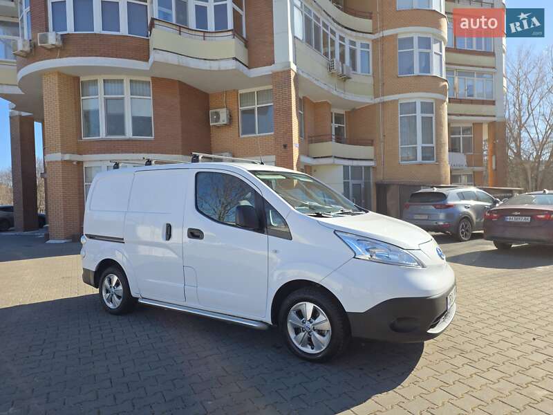 Nissan e-NV200 2019