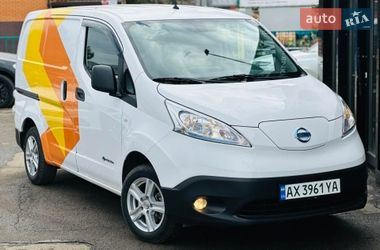 Вантажний фургон Nissan e-NV200 2020 в Харкові