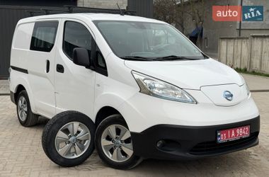 Грузовой фургон Nissan e-NV200 2014 в Тернополе