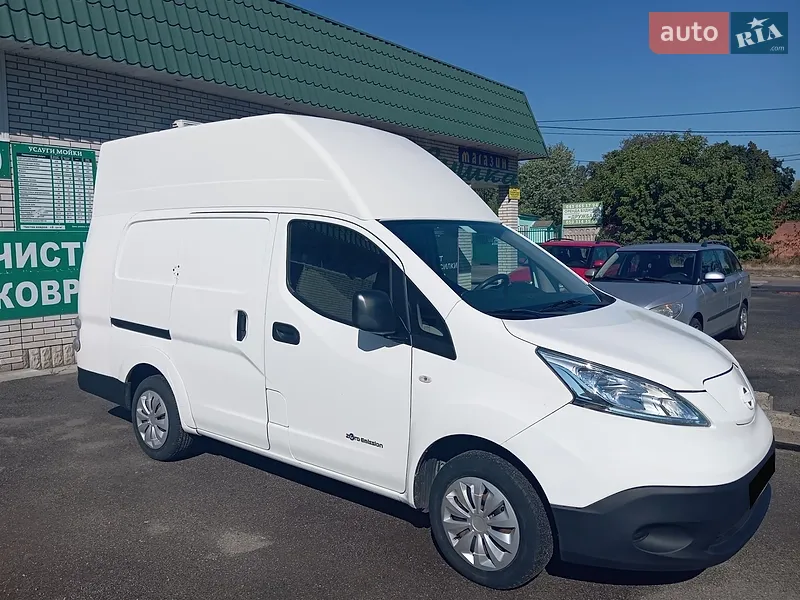 Nissan e-NV200