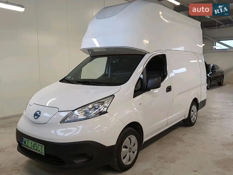 Nissan e-NV200