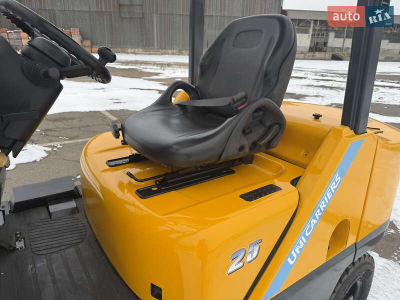 Вилочный погрузчик Nissan FD 2017 в Кривом Роге