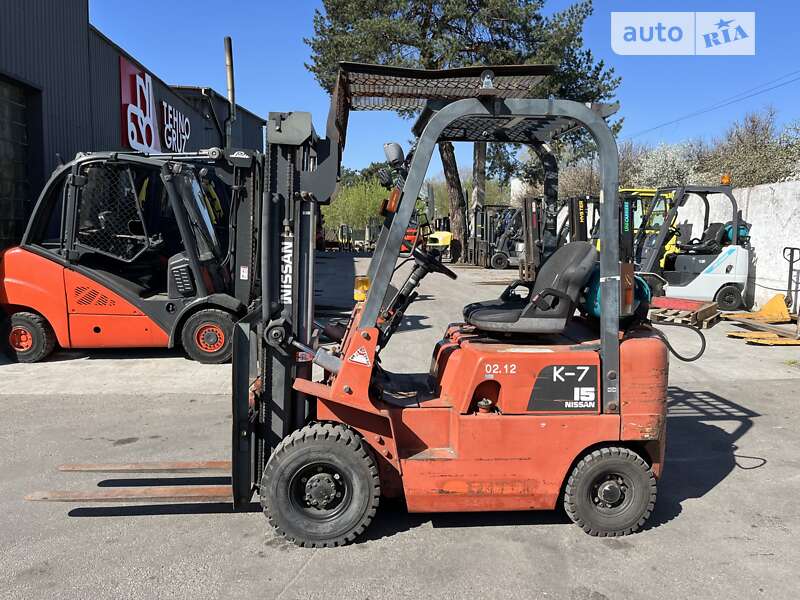 Вилочний навантажувач Nissan FG 2002 в Києві