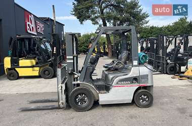 Вилочный погрузчик Nissan FG 2008 в Киеве