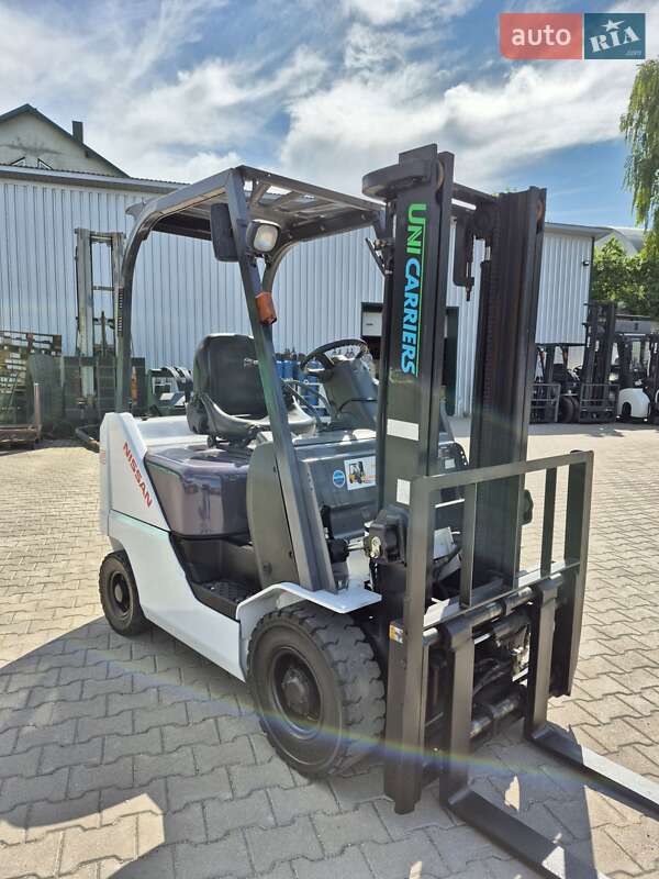 Вилочний навантажувач Nissan FG 2016 в Тернополі