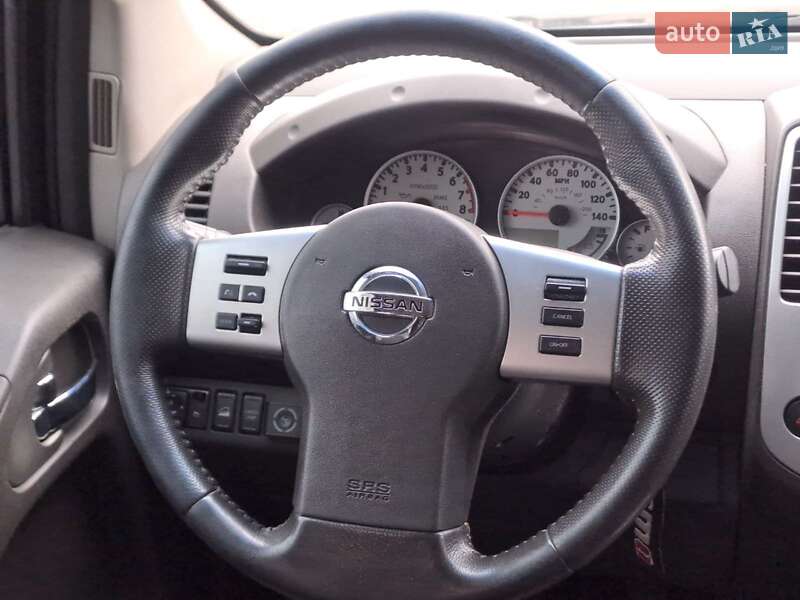 Пикап Nissan Frontier 2014 в Одессе