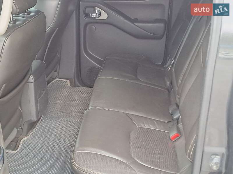 Пикап Nissan Frontier 2014 в Одессе