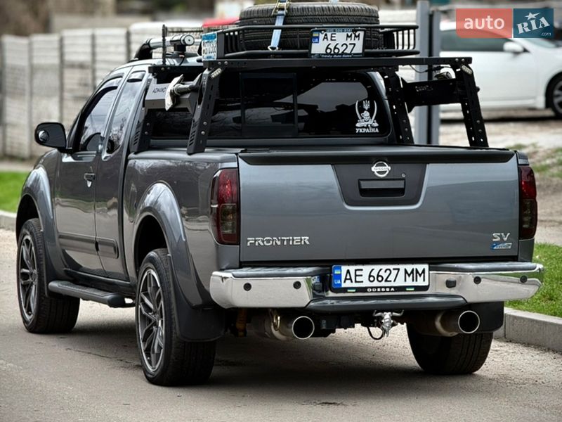 Пикап Nissan Frontier 2017 в Запорожье