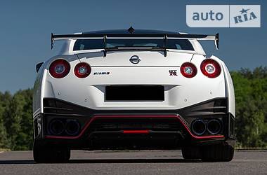 Купе Nissan GT-R 2019 в 