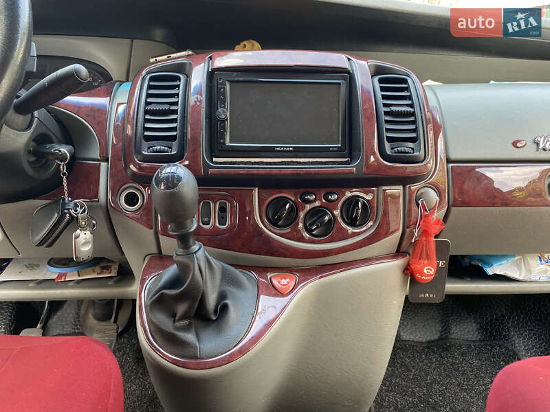 Мікроавтобус Nissan Interstar 2008 в Острозі