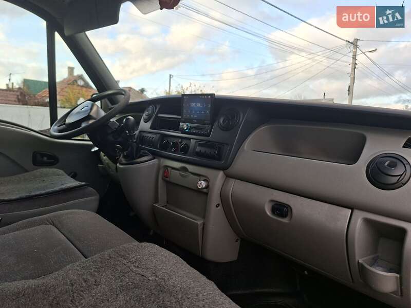 Вантажопасажирський фургон Nissan Interstar 2004 в Миколаєві фото 11 Вантажопасажирський фургон Nissan Interstar 2004 в Миколаєві