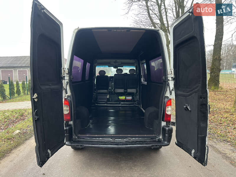 Мікроавтобус Nissan Interstar 2006 в Кременці