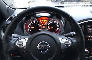 Позашляховик / Кросовер Nissan Juke 2013 в 