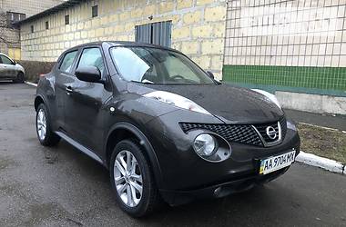 Позашляховик / Кросовер Nissan Juke 2013 в 