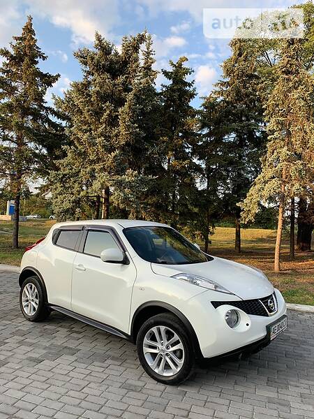 Позашляховик / Кросовер Nissan Juke 2013 в Дніпрі