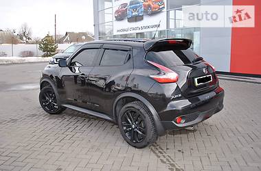Позашляховик / Кросовер Nissan Juke 2017 в 