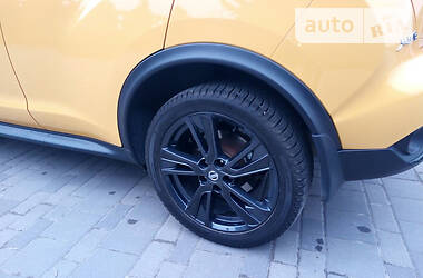 Хетчбек Nissan Juke 2016 в 