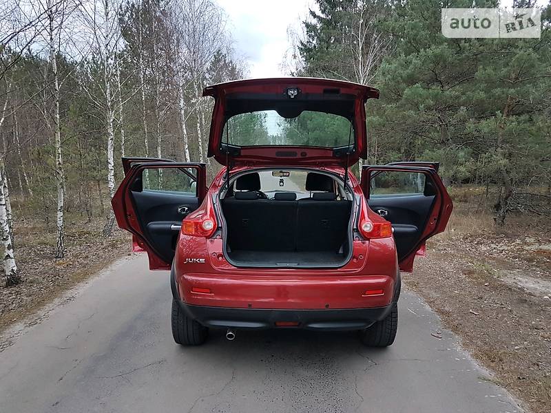 Позашляховик / Кросовер Nissan Juke 2012 в Березному
