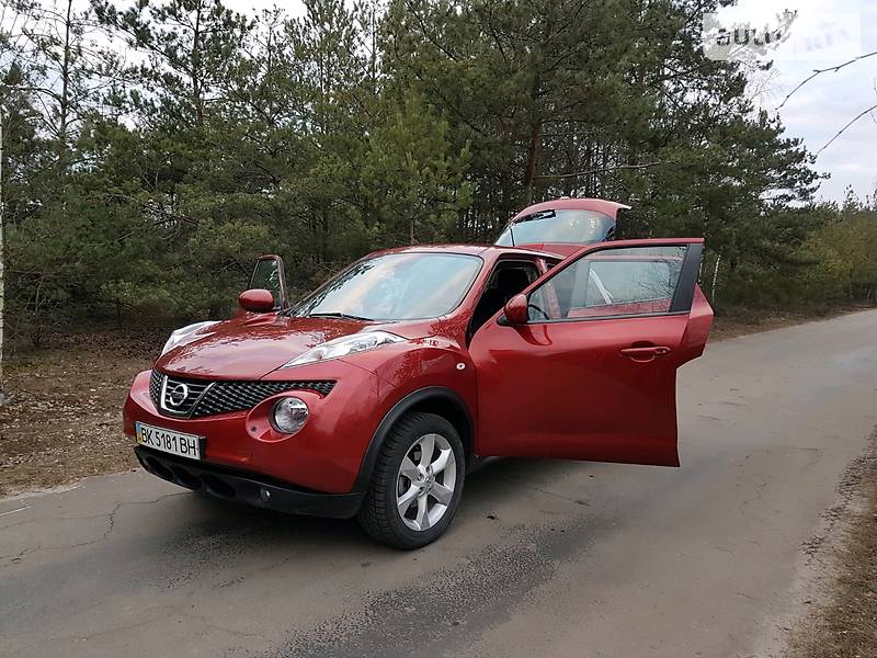 Позашляховик / Кросовер Nissan Juke 2012 в Березному