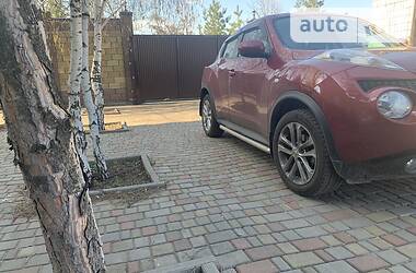 Позашляховик / Кросовер Nissan Juke 2013 в 