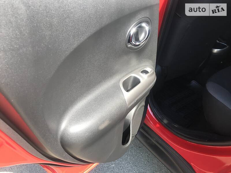 Позашляховик / Кросовер Nissan Juke 2018 в Києві