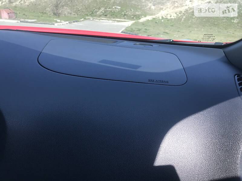 Позашляховик / Кросовер Nissan Juke 2018 в Києві