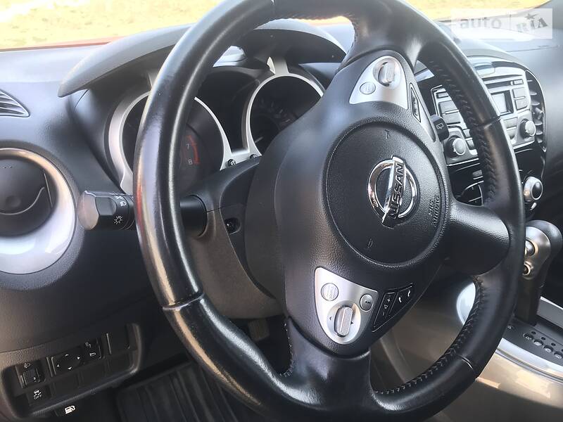 Позашляховик / Кросовер Nissan Juke 2018 в Києві