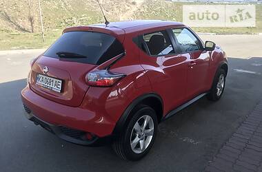 Позашляховик / Кросовер Nissan Juke 2018 в 