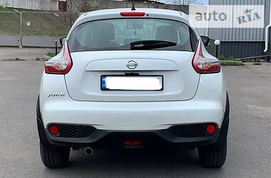Позашляховик / Кросовер Nissan Juke 2016 в 