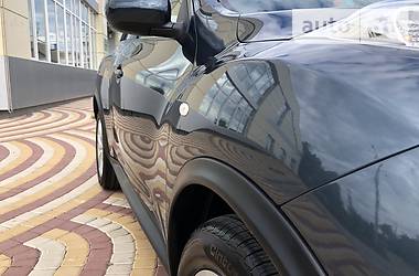 Позашляховик / Кросовер Nissan Juke 2012 в 