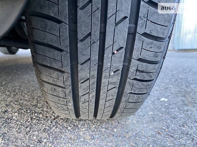 Позашляховик / Кросовер Nissan Juke 2018 в Києві фото 16 Позашляховик / Кросовер Nissan Juke 2018 в Києві