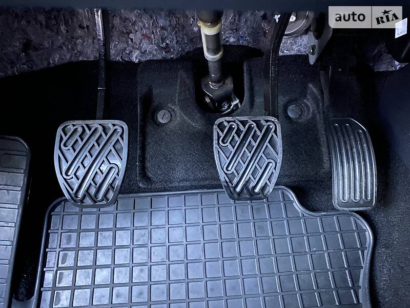 Позашляховик / Кросовер Nissan Juke 2018 в Києві фото 51 Позашляховик / Кросовер Nissan Juke 2018 в Києві