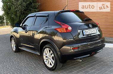 Внедорожник / Кроссовер Nissan Juke 2011 в Одессе