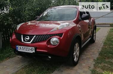 Внедорожник / Кроссовер Nissan Juke 2012 в Смеле