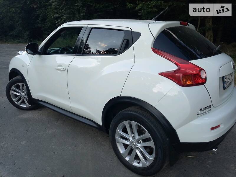 Внедорожник / Кроссовер Nissan Juke 2011 в Костополе